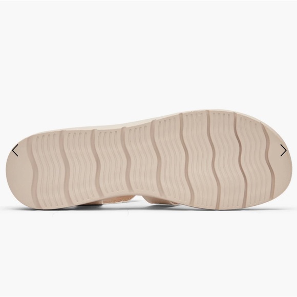 Rockport Women’s Abbie T-Strap Sandal - NWT and Box. - Picture 10 of 12